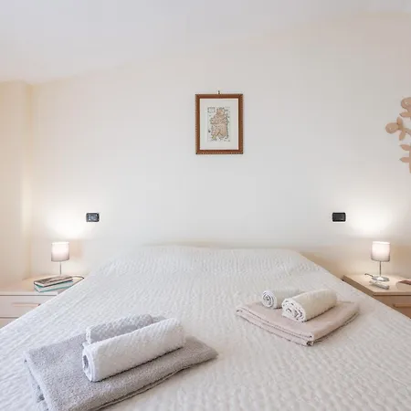 Vico 1° Sulis Apartment